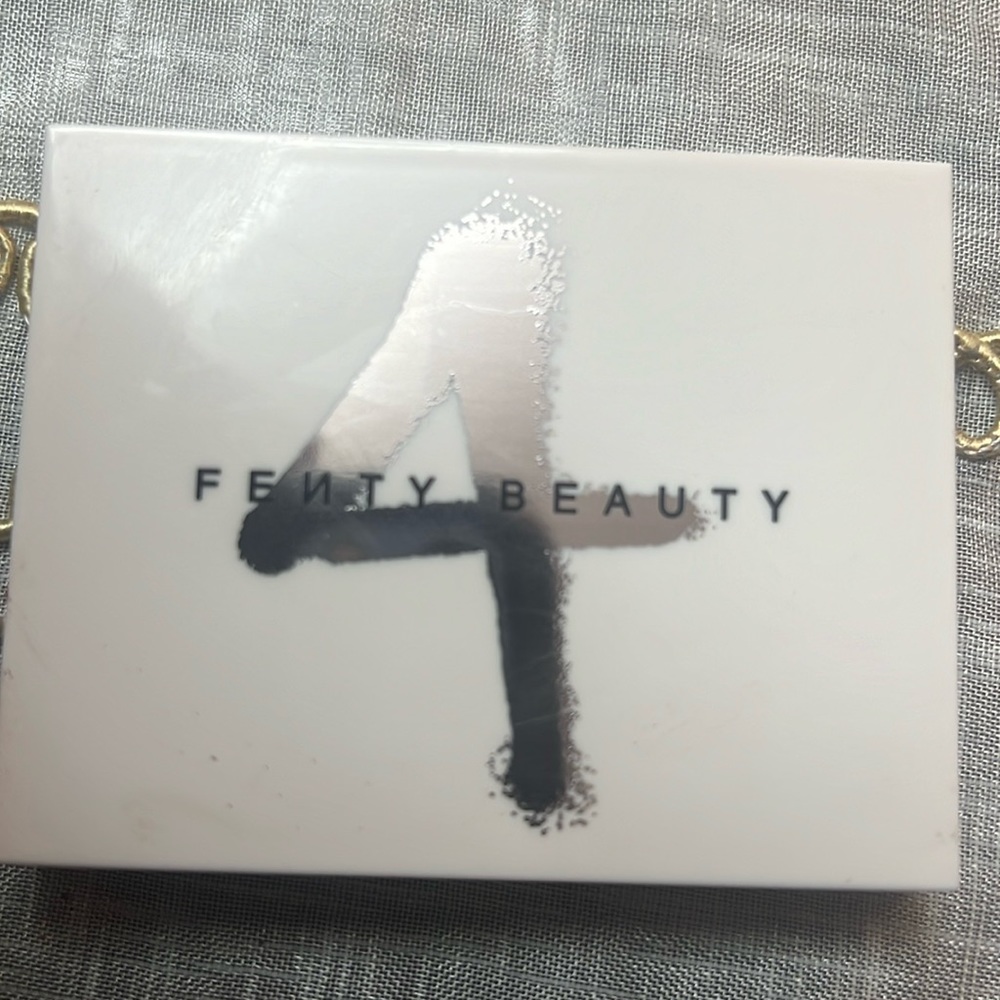 Fenty Beauty Eyeshadow